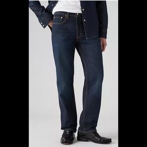 Levi's 550 Relaxed Fit Men's Jeans, 33 Waist, Dark Wash, Stretch